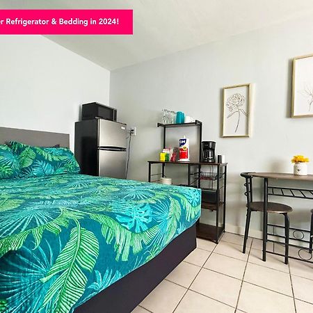 2 Bed Cottage With Pool, Close To Beach! Bbq Grills & Patio Fort Myers Bagian luar foto