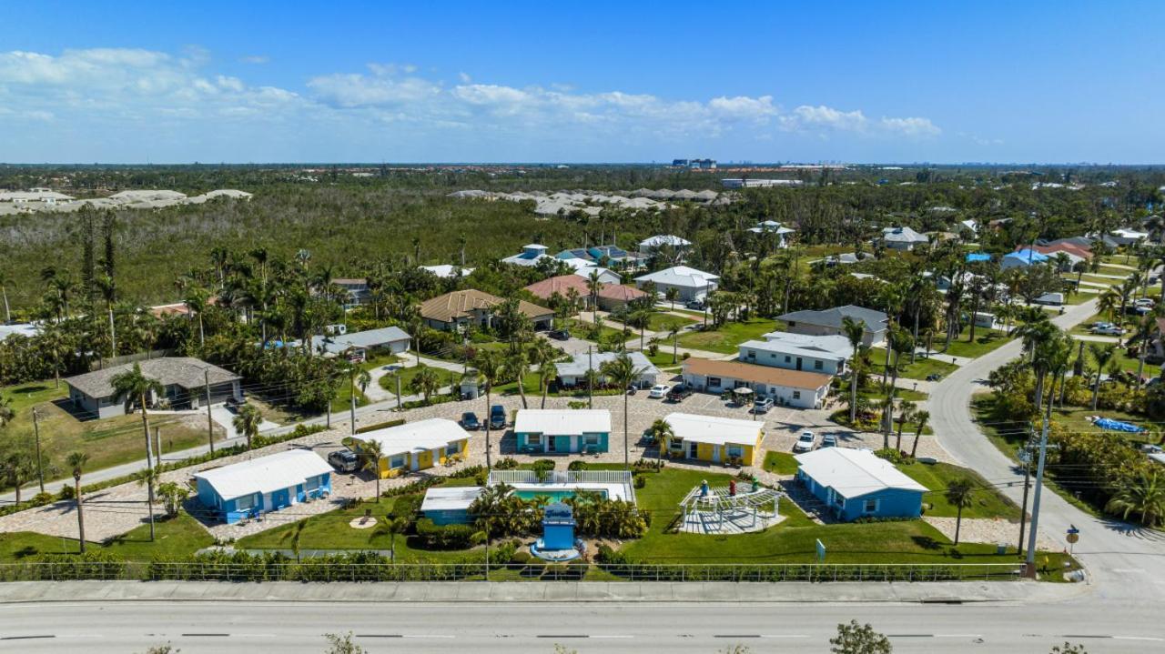 2 Bed Cottage With Pool, Close To Beach! Bbq Grills & Patio Fort Myers Bagian luar foto