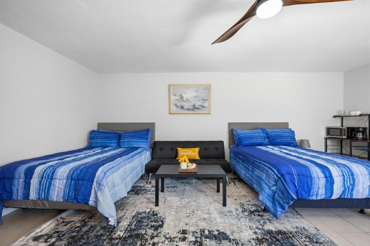 2 Bed Cottage With Pool, Close To Beach! Bbq Grills & Patio Fort Myers Bagian luar foto