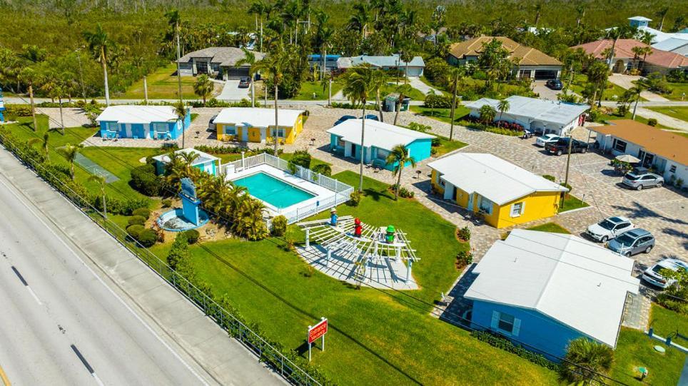 2 Bed Cottage With Pool, Close To Beach! Bbq Grills & Patio Fort Myers Bagian luar foto