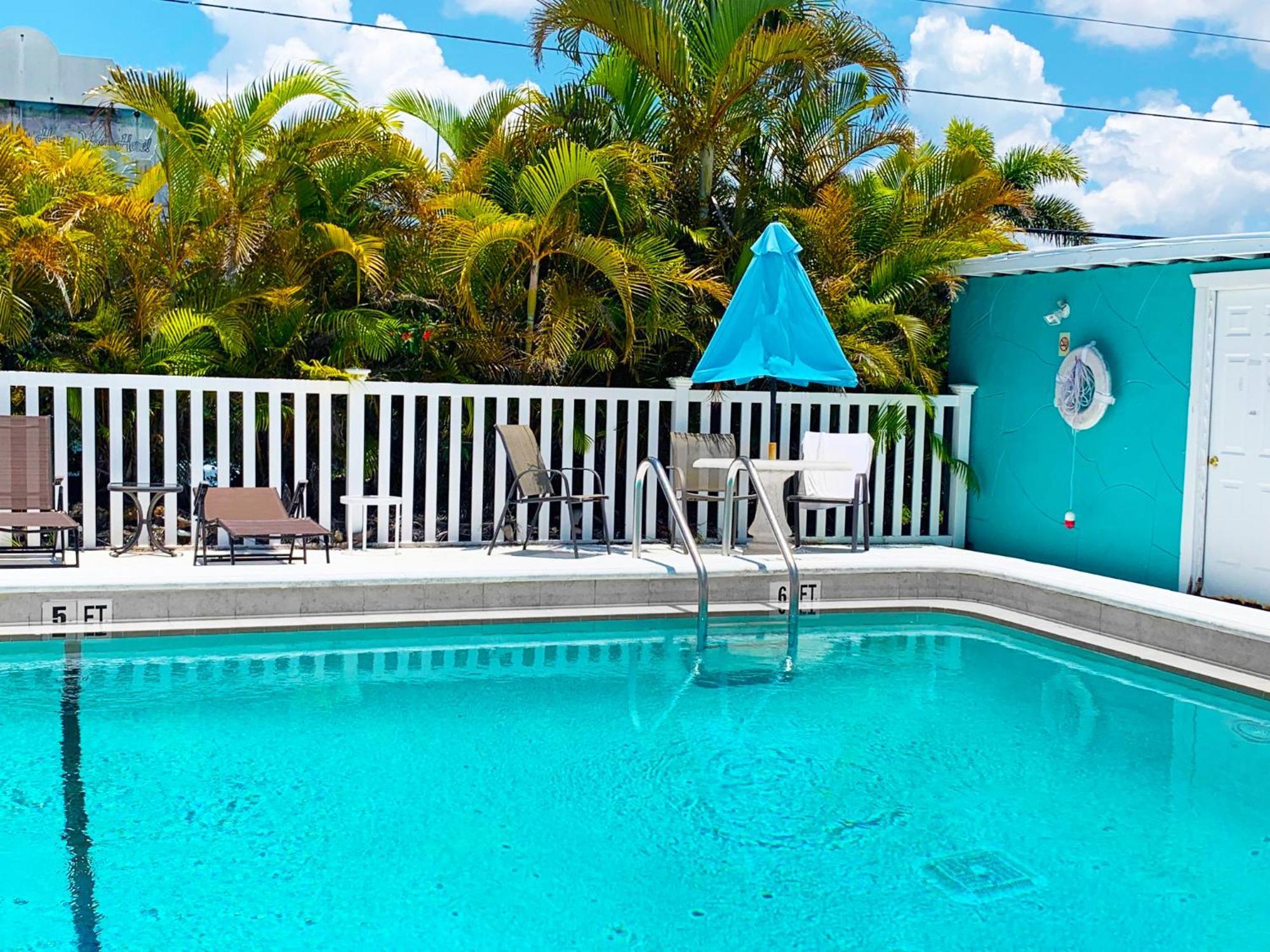 2 Bed Cottage With Pool, Close To Beach! Bbq Grills & Patio Fort Myers Bagian luar foto