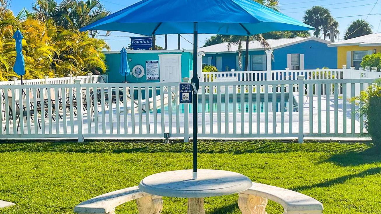 2 Bed Cottage With Pool, Close To Beach! Bbq Grills & Patio Fort Myers Bagian luar foto